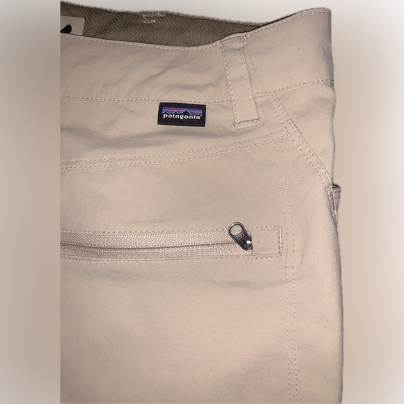Patagonia Women's Light Tan Khaki Shorts - Picture 5 of 6